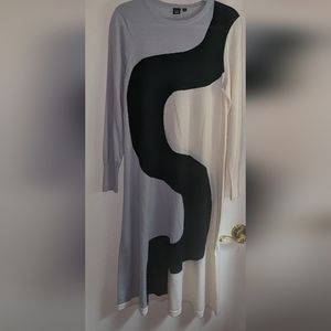 Marimekko & Uniqlo merino blend shift dress Size M
